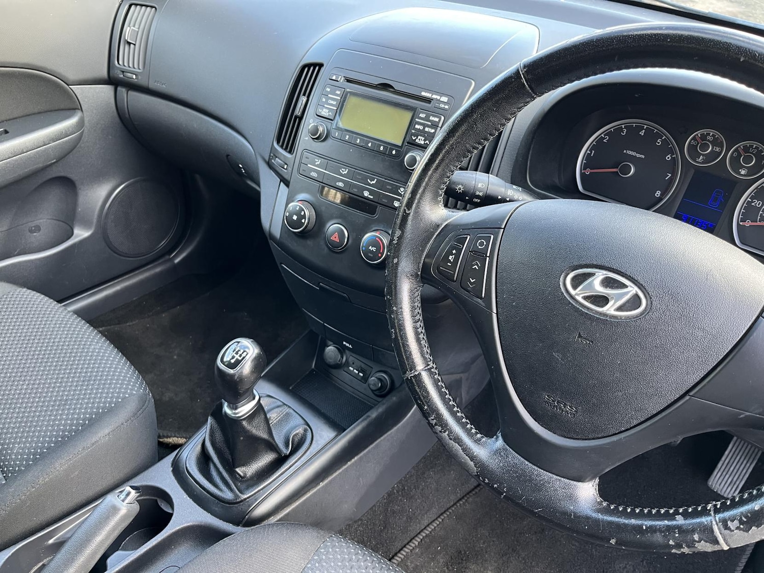 Used Hyundai i30 2010 for sale - 77682233: Photo 41