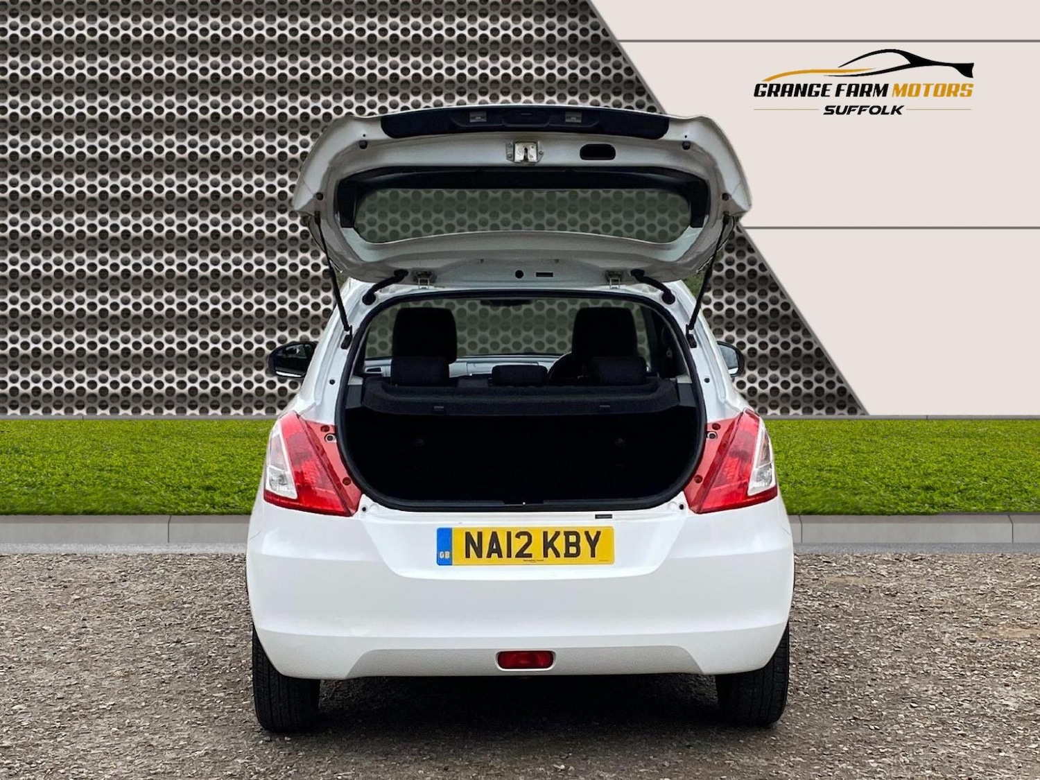 Used Suzuki Swift 2012 for sale - 78085653: Photo 9