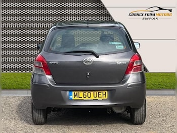 Used Toyota Yaris 2010 for sale - 79105532: Photo