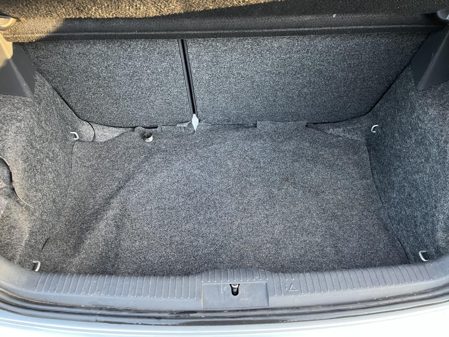 Used Volkswagen Polo 2009 for sale - 76911533: Photo 10