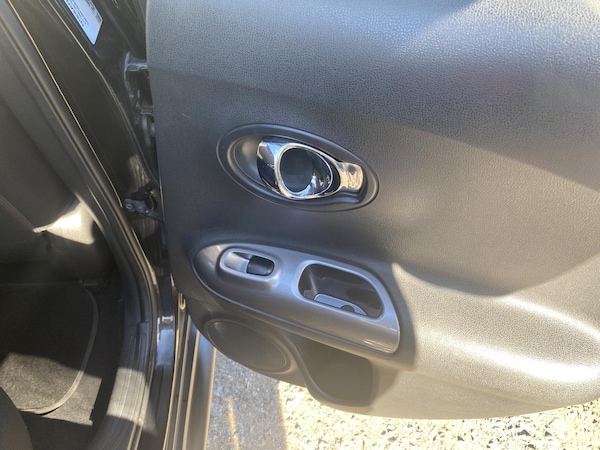 Used Nissan Juke 2011 for sale - 76213738: Photo 39