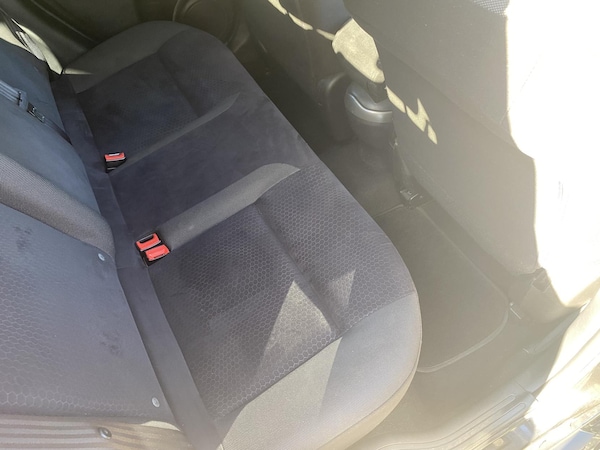 Used Nissan Juke 2011 for sale - 76213738: Photo 42