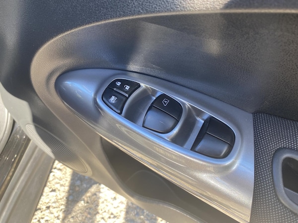 Used Nissan Juke 2011 for sale - 76213738: Photo 45