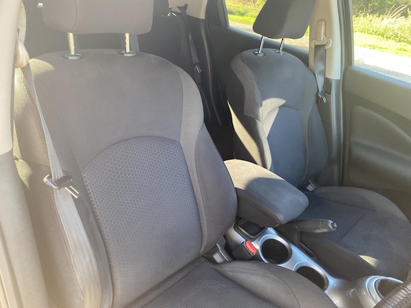Used Nissan Juke 2011 for sale - 76213738: Photo 47