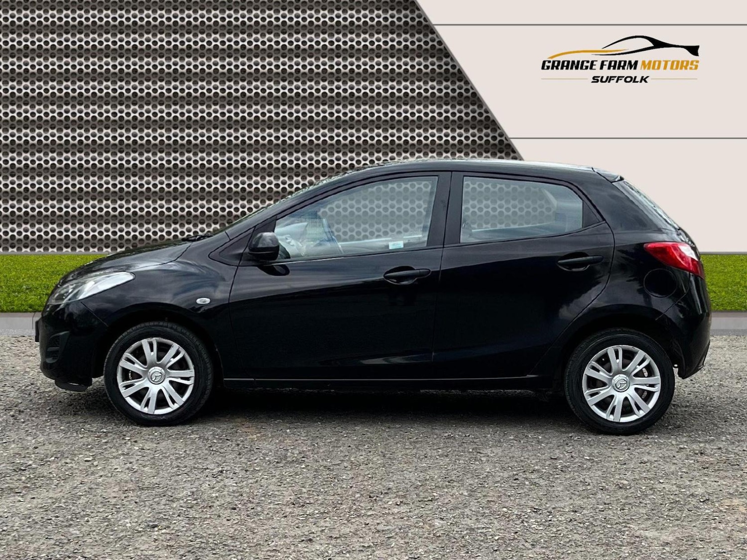 Used Mazda Mazda2 2013 for sale - 78099765: Photo 6