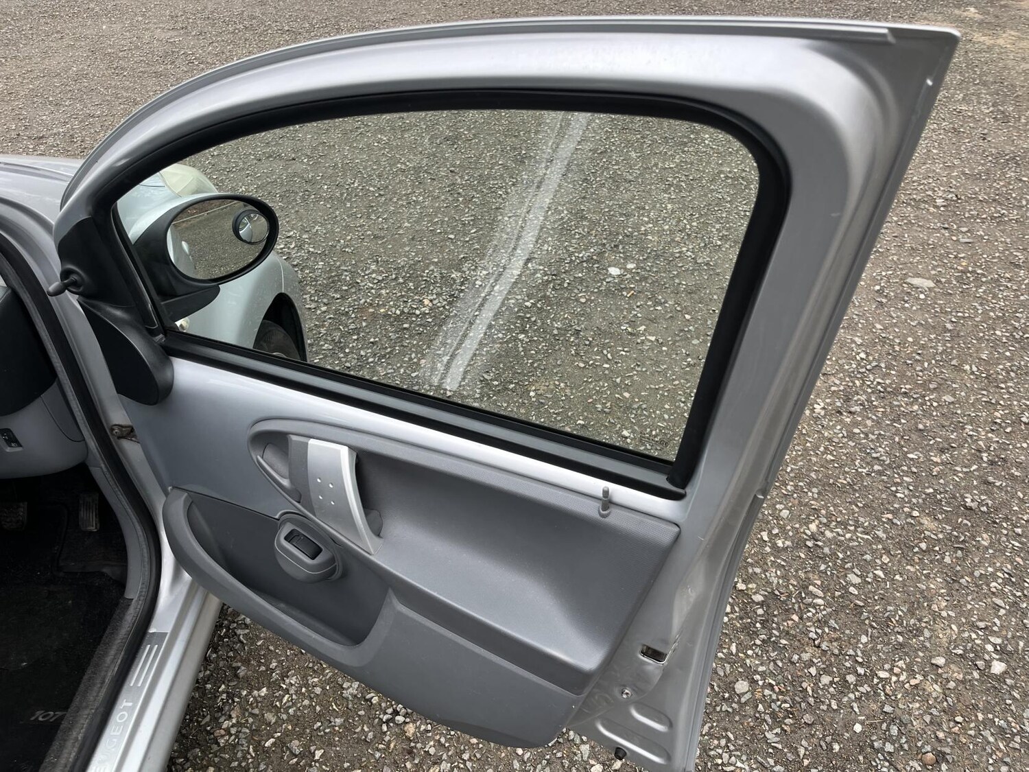 Used Peugeot 107 2010 for sale - 77478306: Photo 20