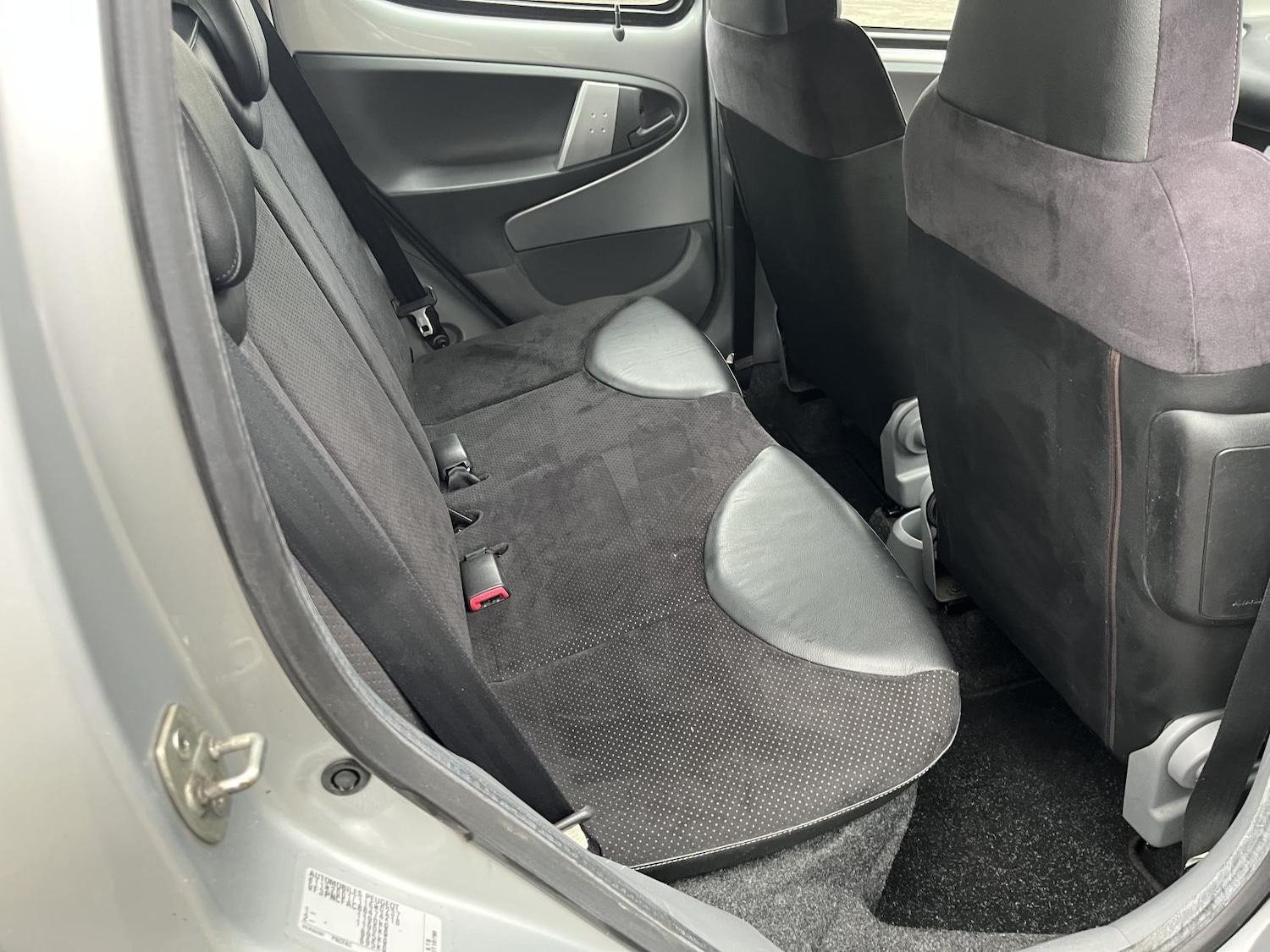 Used Peugeot 107 2010 for sale - 77478306: Photo 23