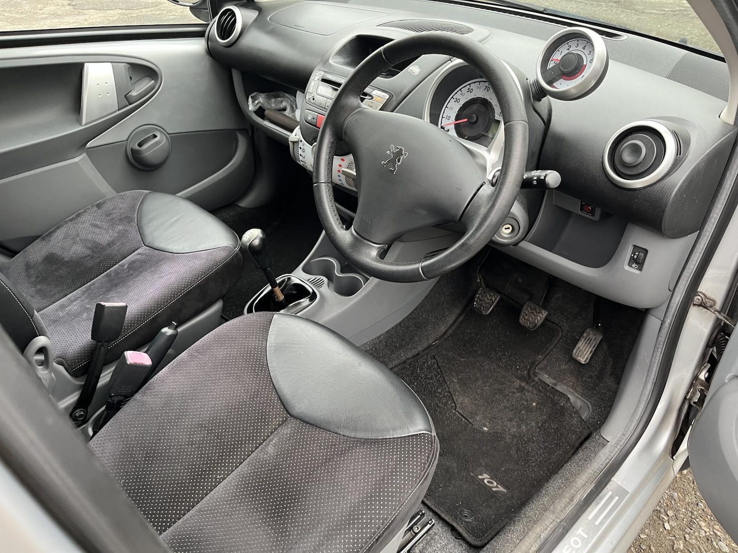 Used Peugeot 107 2010 for sale - 77478306: Photo 27