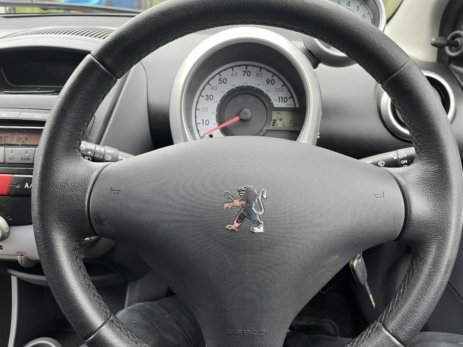 Used Peugeot 107 2010 for sale - 77478306: Photo 29