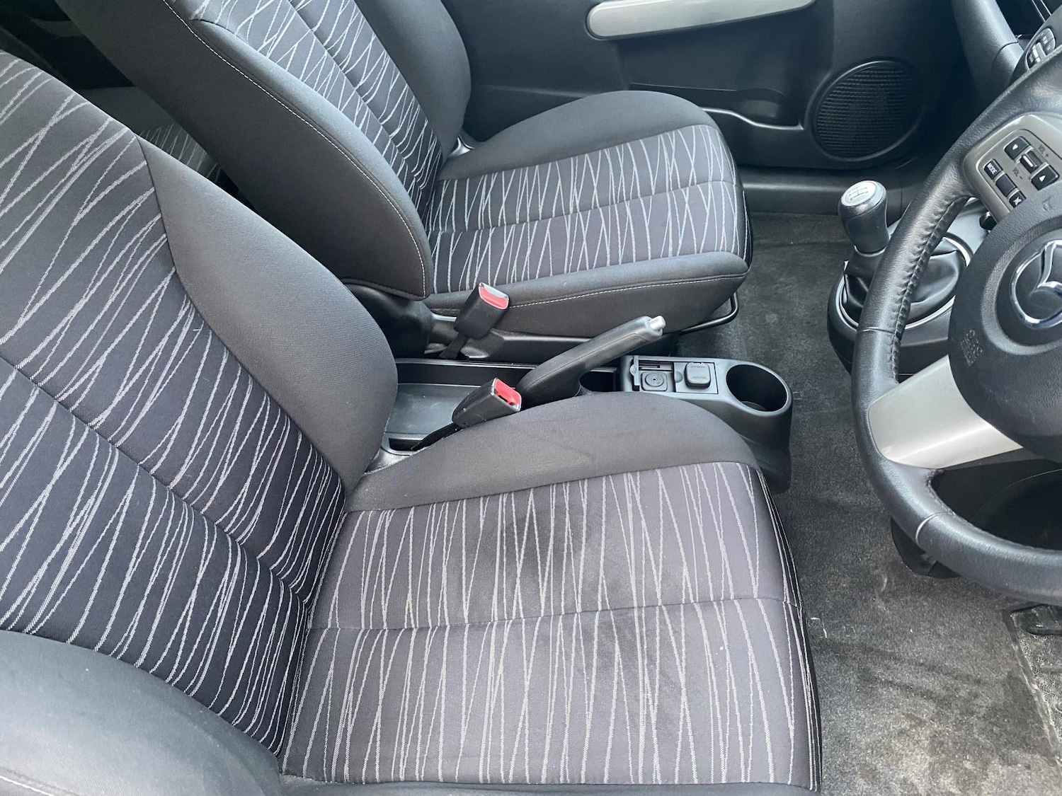 Used Mazda Mazda2 2010 for sale - 77118894: Photo 23