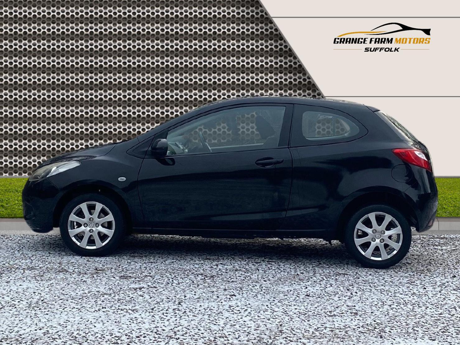 Used Mazda Mazda2 2010 for sale - 77118894: Photo 5