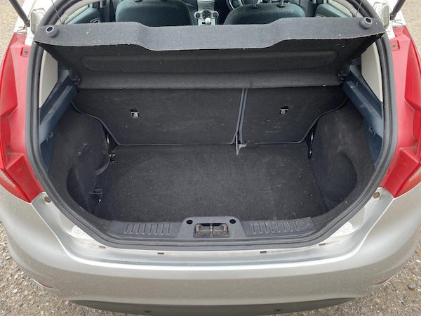 Used Ford Fiesta 2012 for sale - 76294408: Photo 10