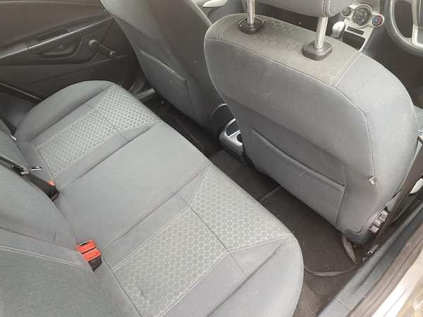 Used Ford Fiesta 2012 for sale - 76294408: Photo 11