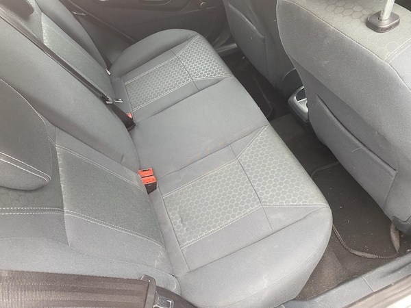 Used Ford Fiesta 2012 for sale - 76294408: Photo 12