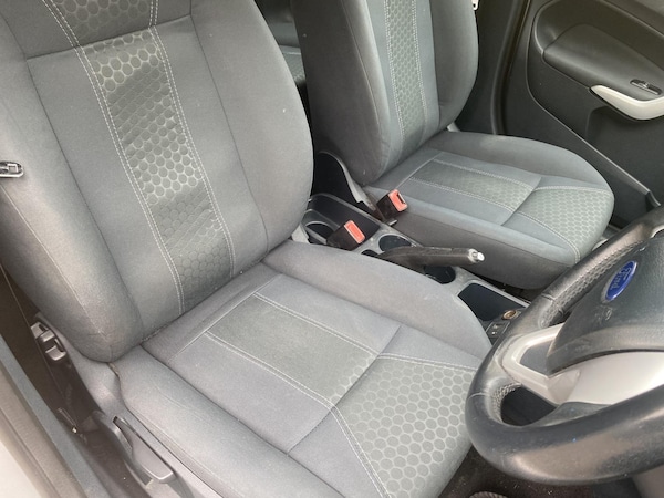 Used Ford Fiesta 2012 for sale - 76294408: Photo 14