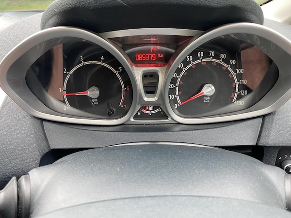 Used Ford Fiesta 2012 for sale - 76294408: Photo 17