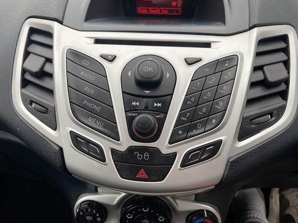 Used Ford Fiesta 2012 for sale - 76294408: Photo 39