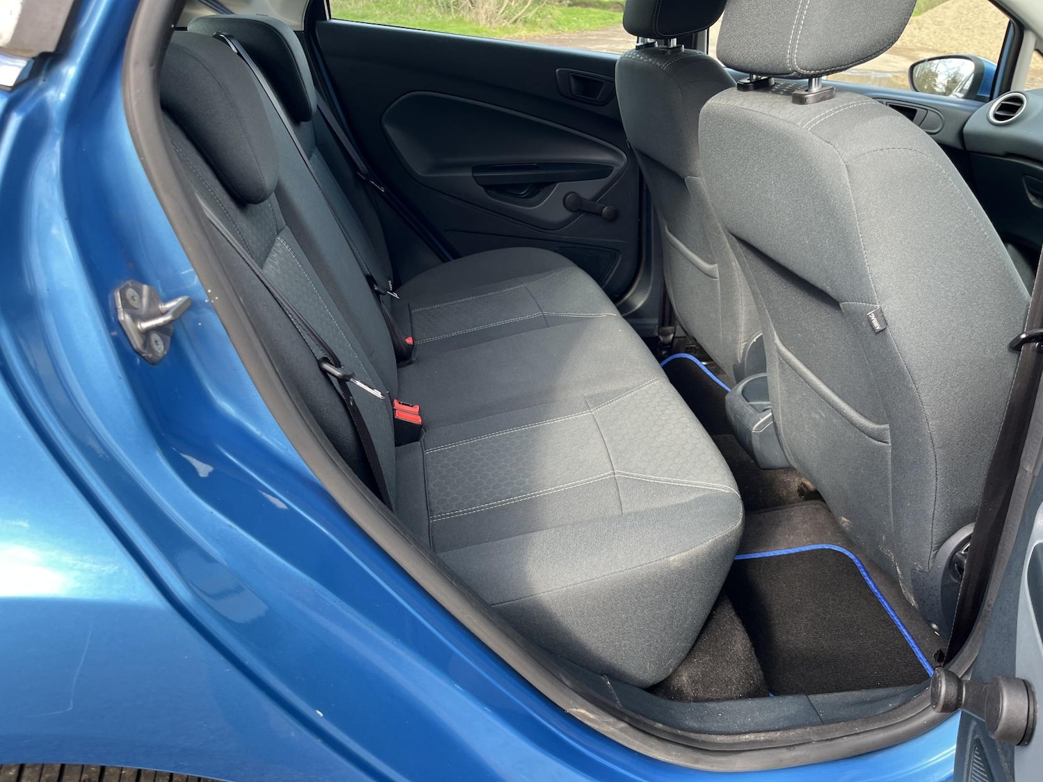 Used Ford Fiesta 2010 for sale - 77848302: Photo 30