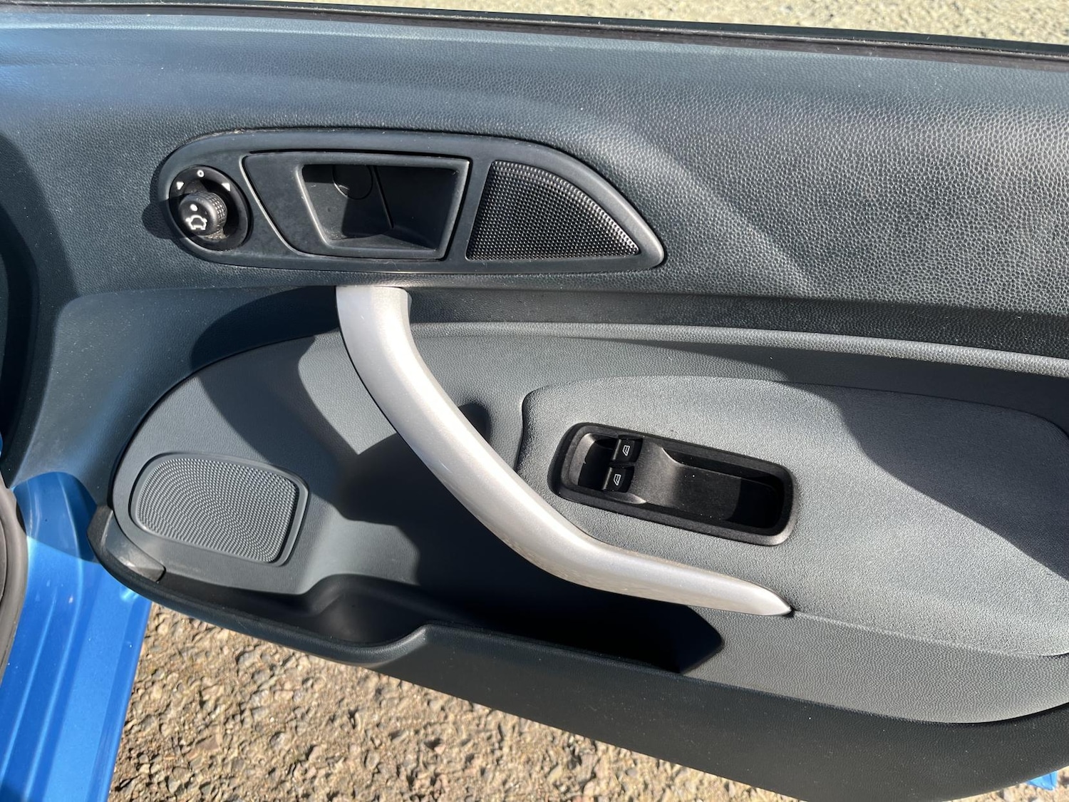 Used Ford Fiesta 2010 for sale - 77848302: Photo 32