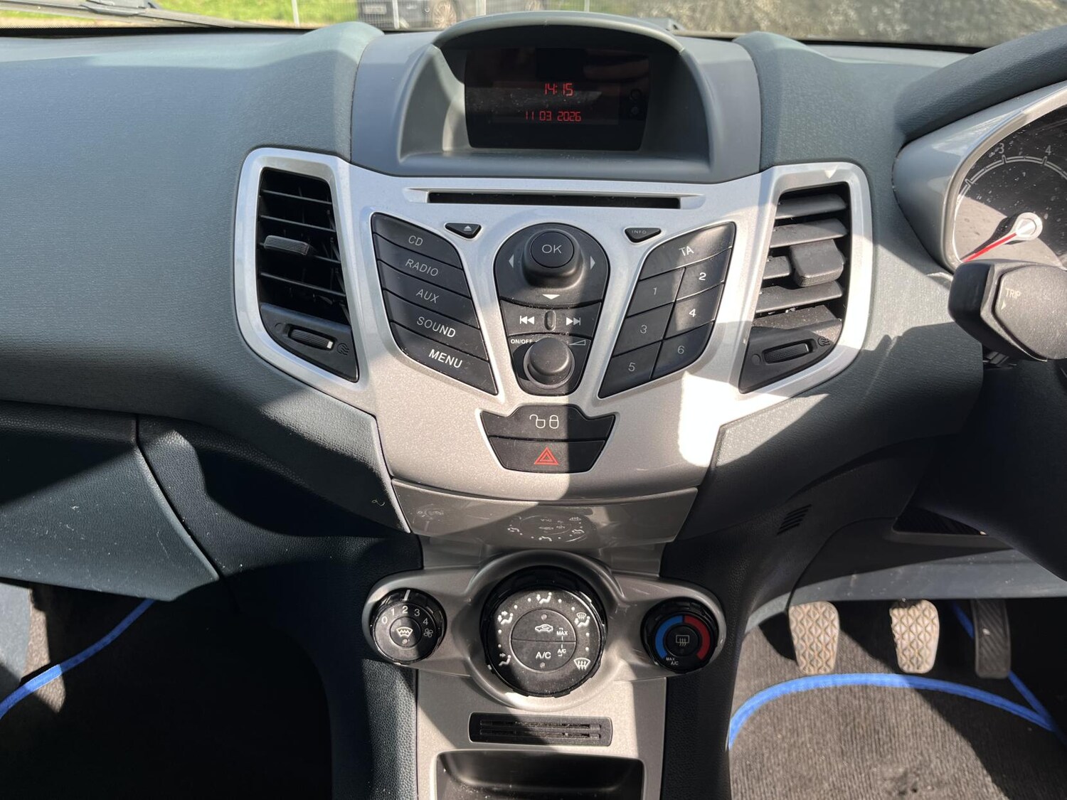 Used Ford Fiesta 2010 for sale - 77848302: Photo 36