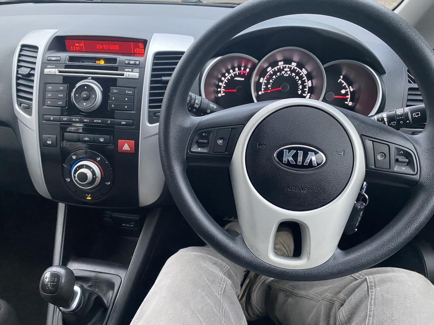 Used Kia Venga 2013 for sale - 77079406: Photo 25