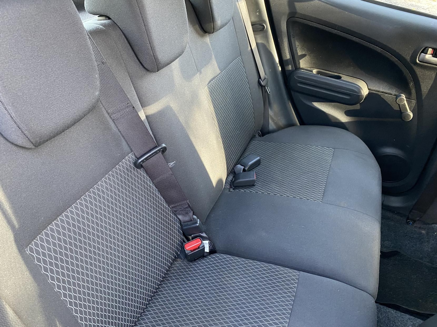 Used Suzuki Splash 2014 for sale - 76922307: Photo 25