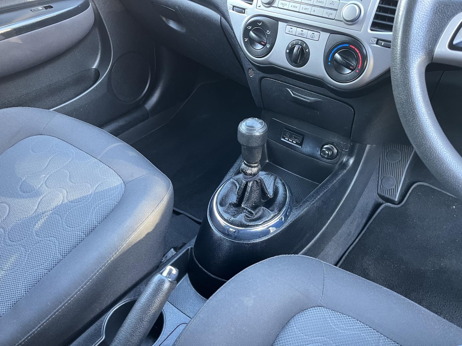 Used Hyundai i20 2011 for sale - 76643878: Photo 31