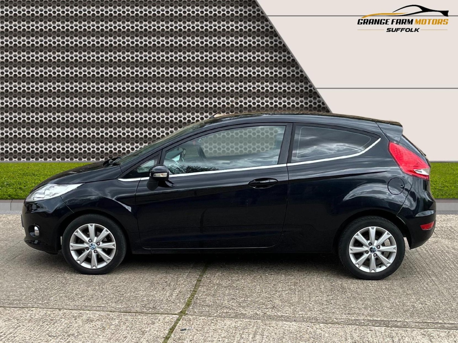 Used Ford Fiesta 2010 for sale - 78199288: Photo 9