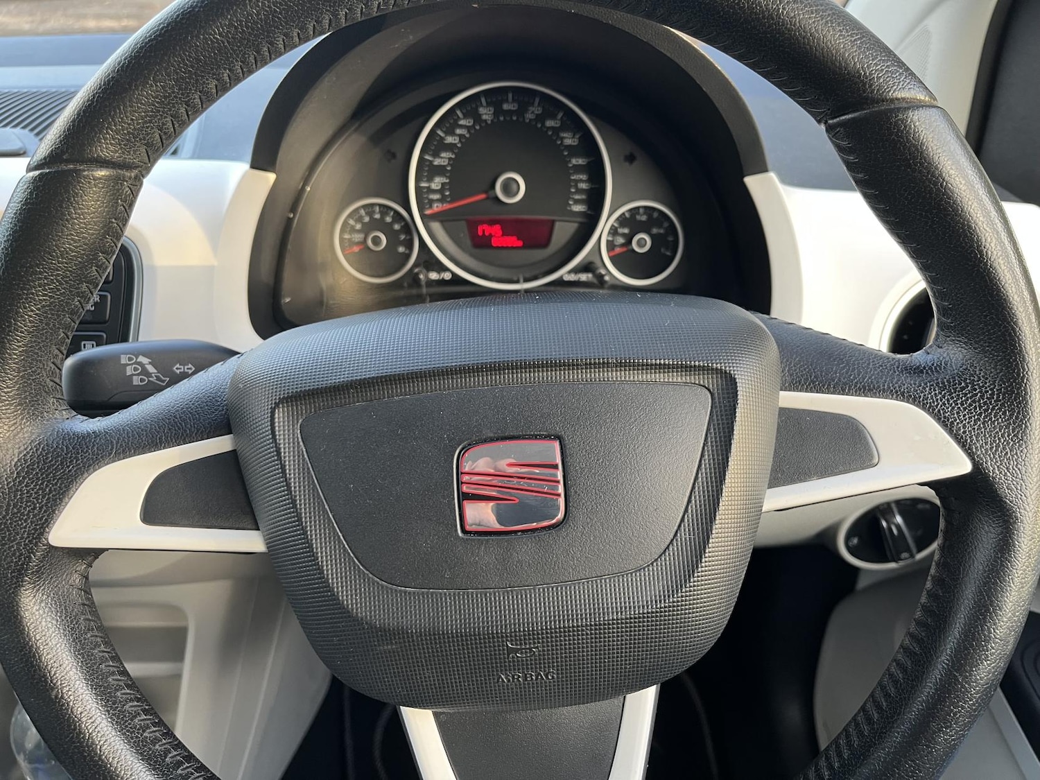 Used SEAT Mii 2014 for sale - 76758209: Photo 32