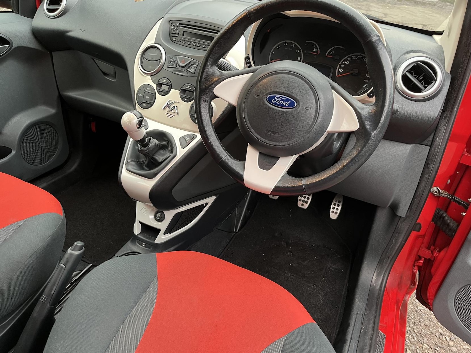 Used Ford Ka 2013 for sale - 76640728: Photo 27
