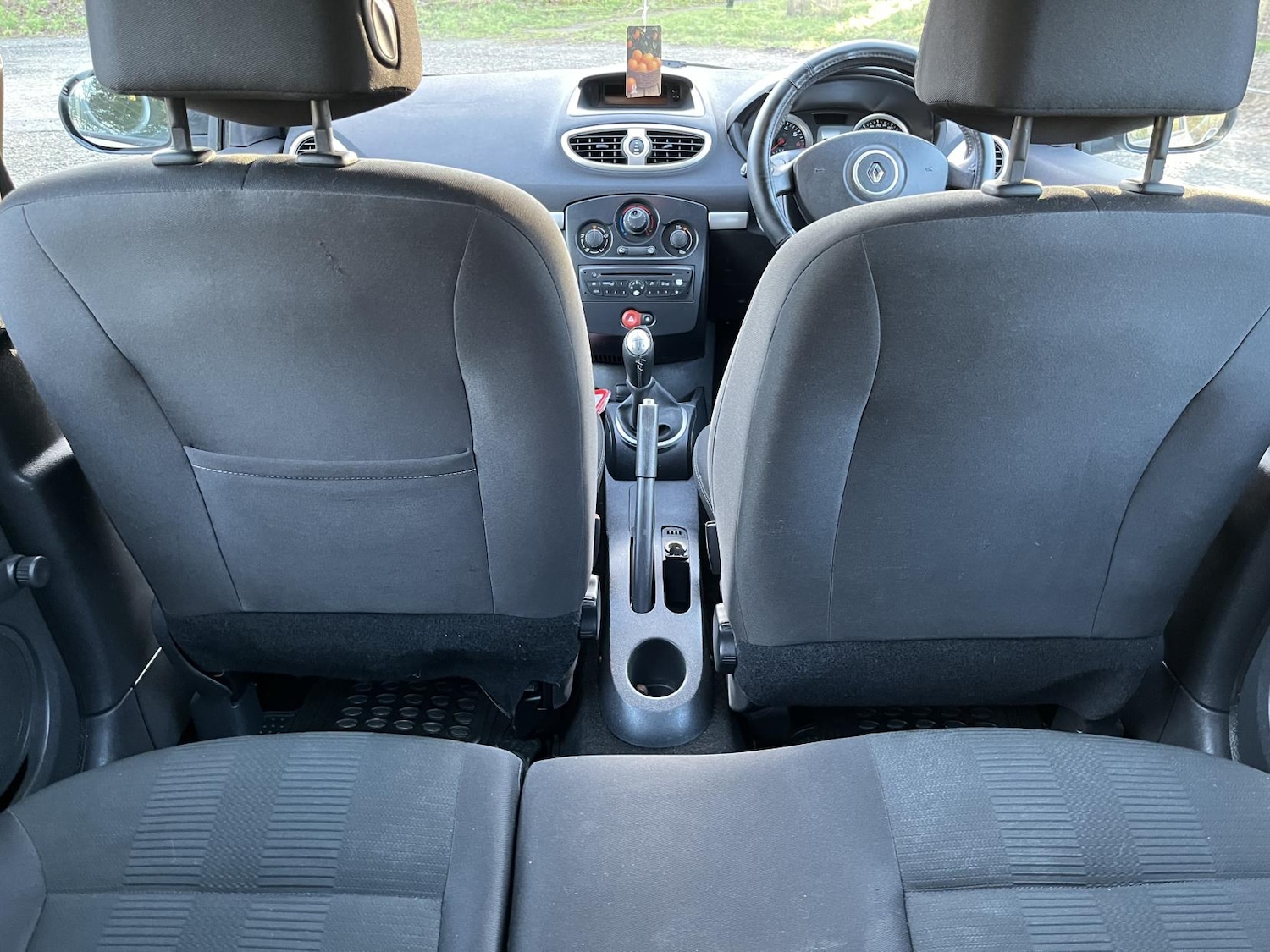 Used Renault Clio 2009 for sale - 77228527: Photo 14