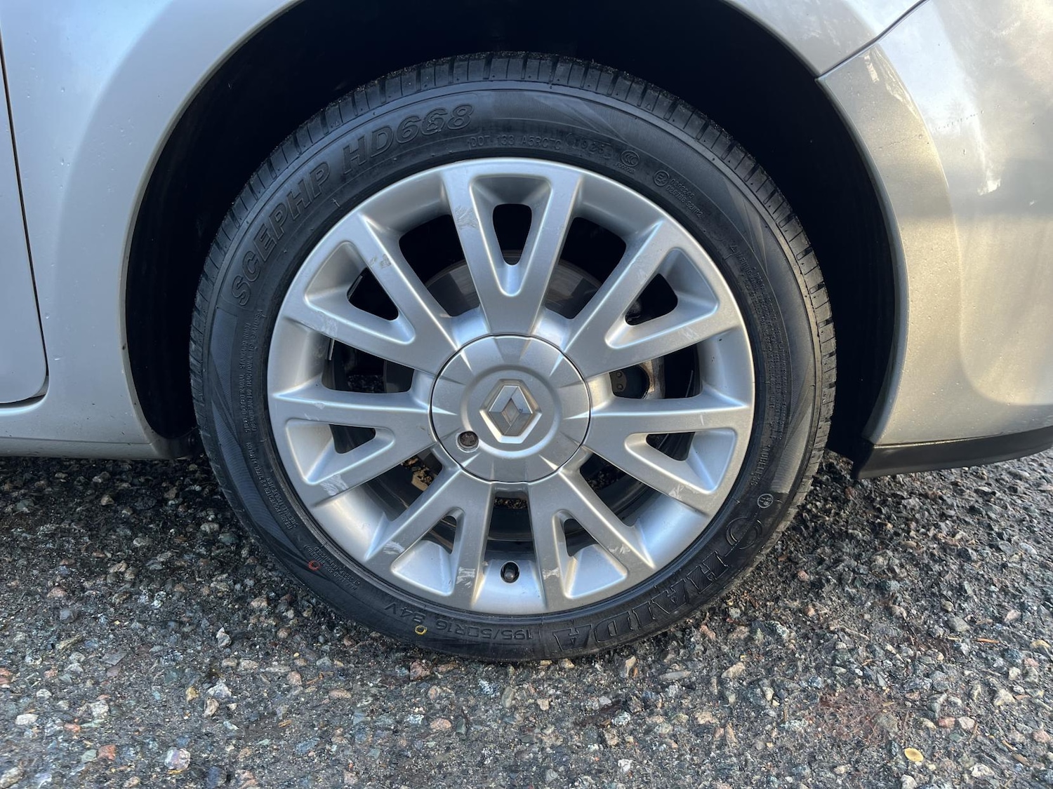 Used Renault Clio 2009 for sale - 77228527: Photo 15