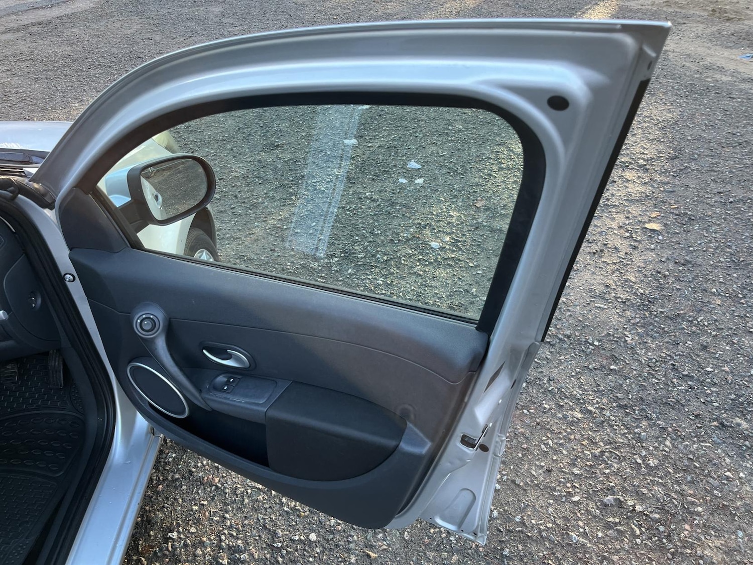 Used Renault Clio 2009 for sale - 77228527: Photo 26