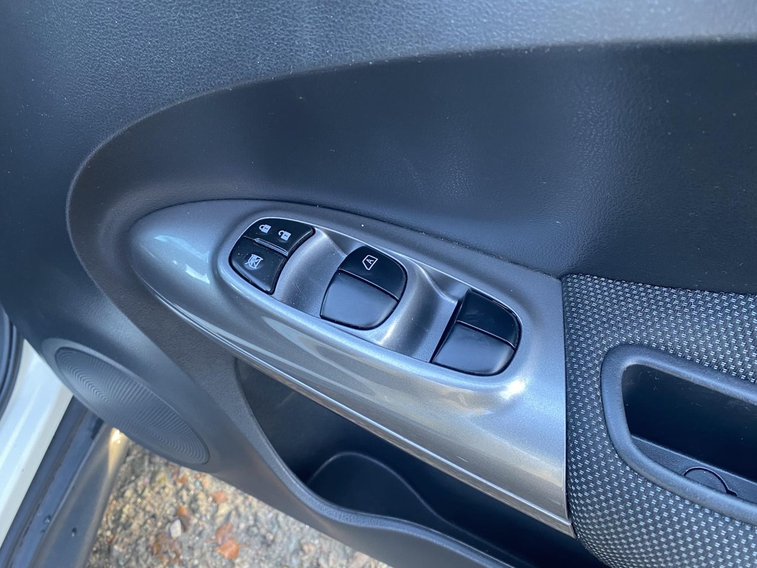 Used Nissan Juke 2012 for sale - 76709835: Photo 30