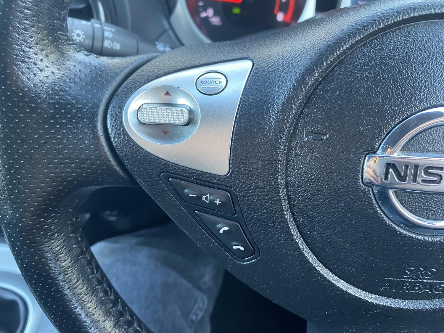 Used Nissan Juke 2012 for sale - 76709835: Photo 37