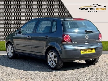 Used Volkswagen Polo 2009 for sale - 79344317: Photo