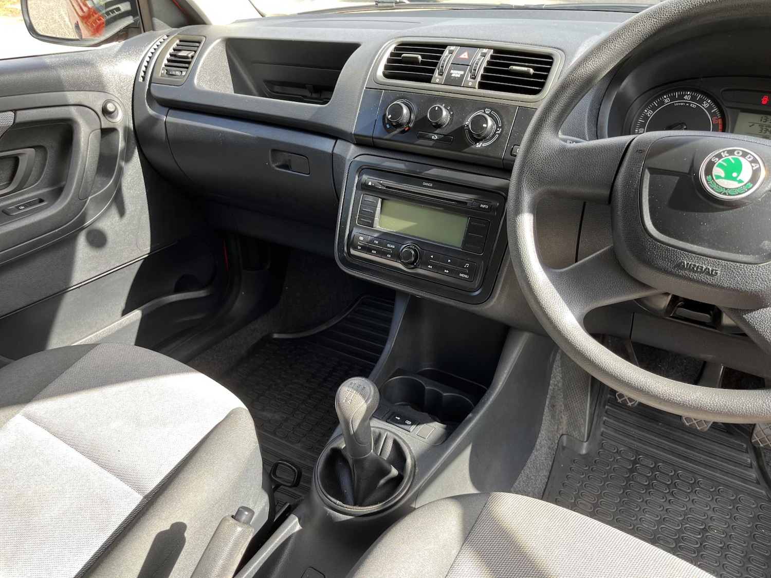 Used Skoda Fabia 2009 for sale - 76000529: Photo 32