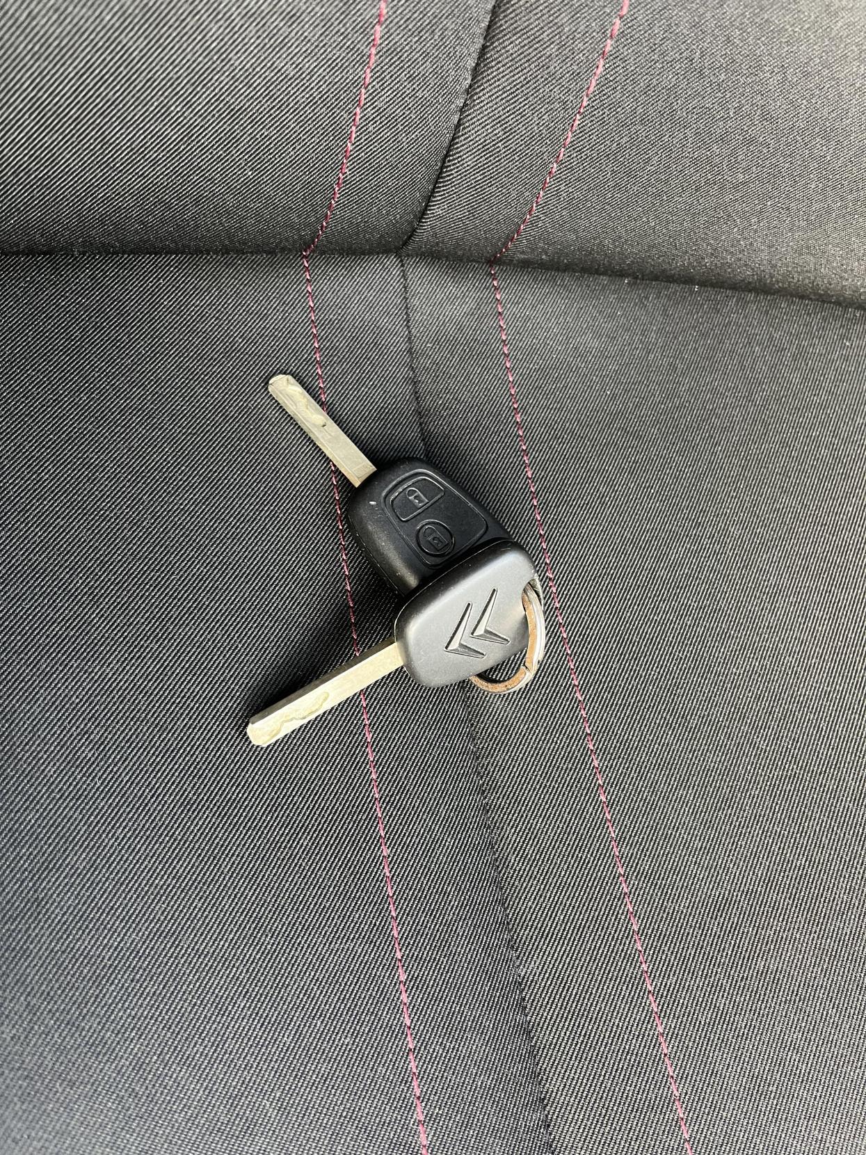 Used Citroen C1 2009 for sale - 76618976: Photo 32