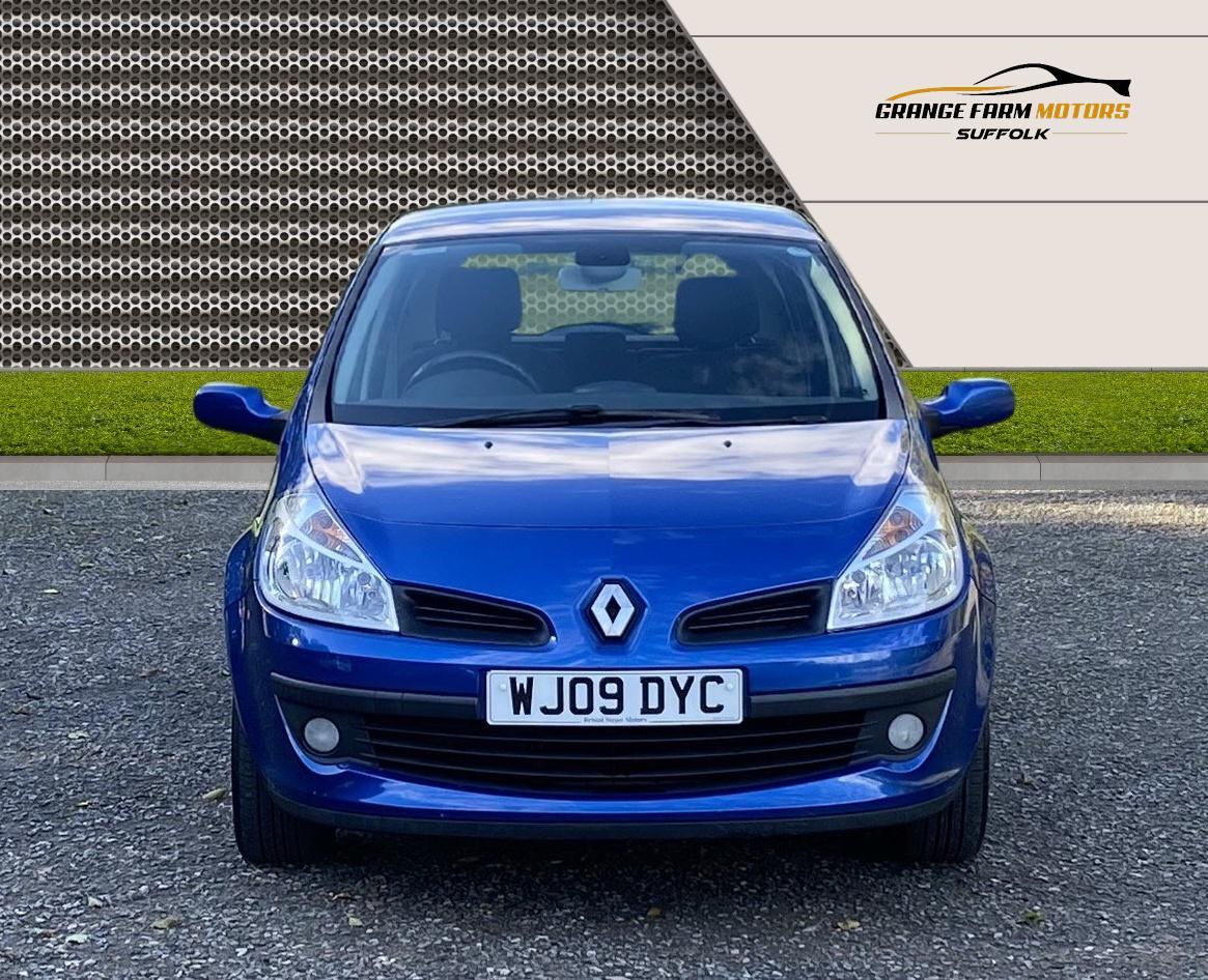 Used Renault Clio 2009 for sale - 76359011: Photo 2