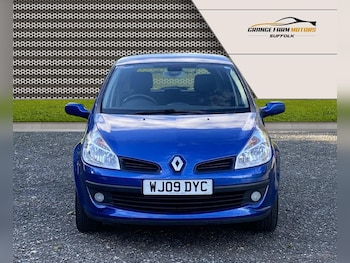 Used Renault Clio 2009 for sale - 76359011: Photo