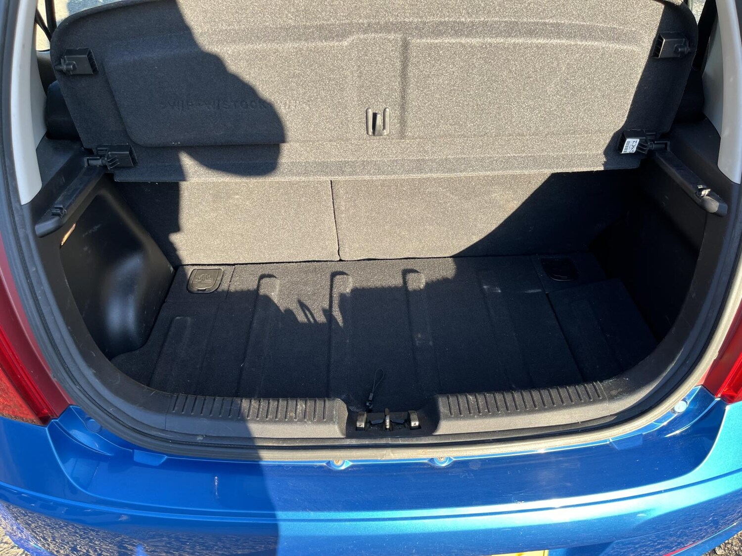 Used Hyundai i10 2011 for sale - 77938604: Photo 14