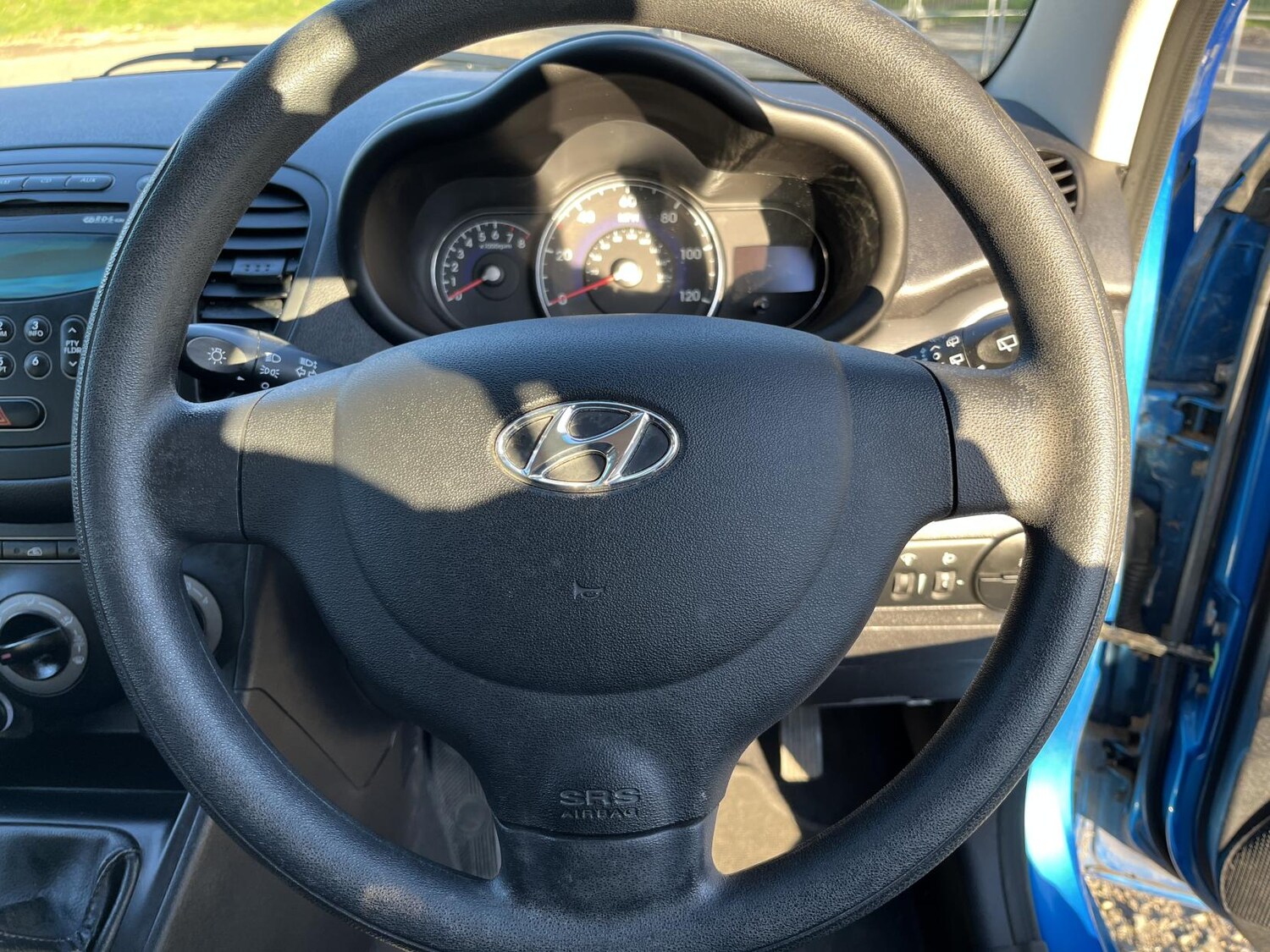 Used Hyundai i10 2011 for sale - 77938604: Photo 33