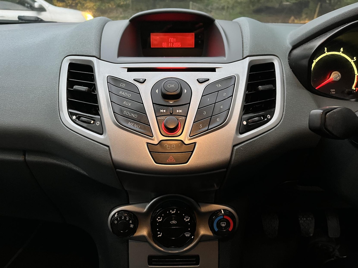 Used Ford Fiesta 2009 for sale - 76483317: Photo 29