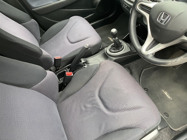 Used Honda Jazz 2010 for sale - 76083614: Photo 14