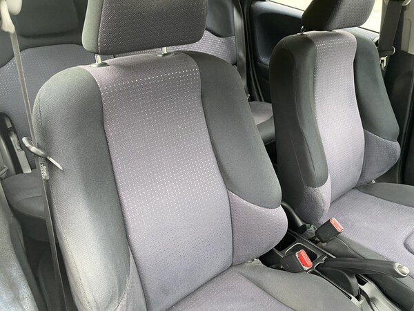 Used Honda Jazz 2010 for sale - 76083614: Photo 15