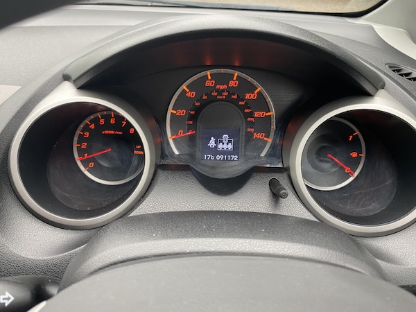Used Honda Jazz 2010 for sale - 76083614: Photo 18