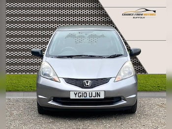 Used Honda Jazz 2010 for sale - 76083614: Photo 2