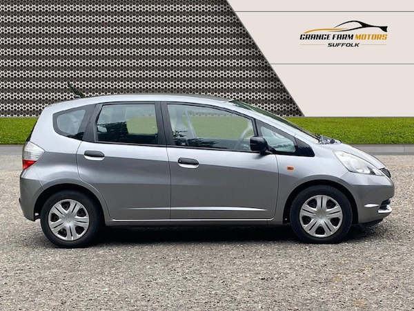 Used Honda Jazz 2010 for sale - 76083614: Photo 4
