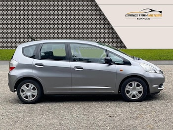Used Honda Jazz 2010 for sale - 76083614: Photo 4