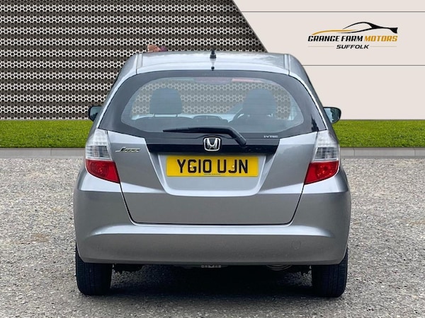 Used Honda Jazz 2010 for sale - 76083614: Photo 8